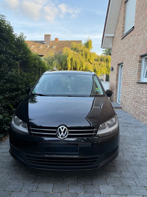 VW Sharan 245.946 km 8.890 € Lünen 44534