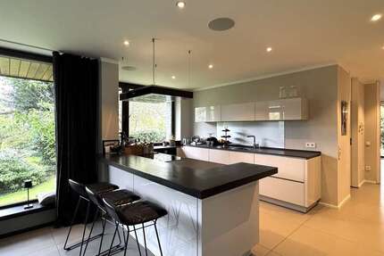 Haus Dortmund Hombruch - 7 Zimmer, 360 m&sup2;, 2.550.000&euro; | Angebot:26472610