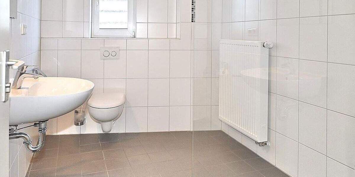 Etagenwohnung Recklinghausen Süd - 6 Zimmer, 220 m&sup2;, 299.900&euro; | Angebot:25760415