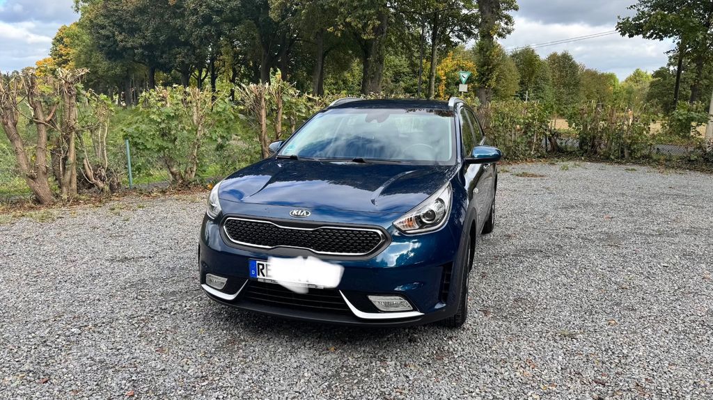 Kia Niro 119.000 km 13.950 &euro; Herten 45701