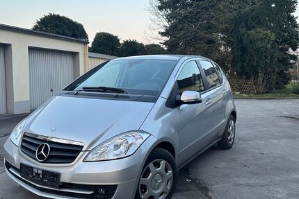 Mercedes-Benz A 180 82.600 km 7.150 &euro; Waltrop 45731