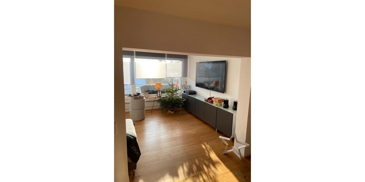 Etagenwohnung Velbert Pöthen - 3.5 Zimmer, 96 m&sup2;, 363.636&euro; | Angebot:25745994