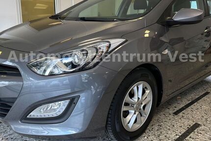 Hyundai i30 125.000 km 6.980 € Recklinghausen 45657