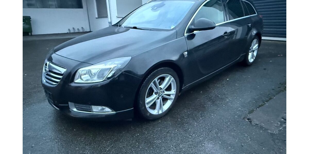 Opel Insignia 410.000 km 3.200 &euro; Essen 45141