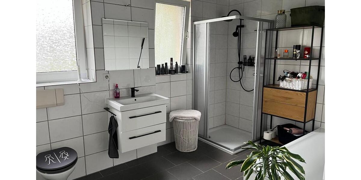 Wohnung zu vermieten 4 zimmer