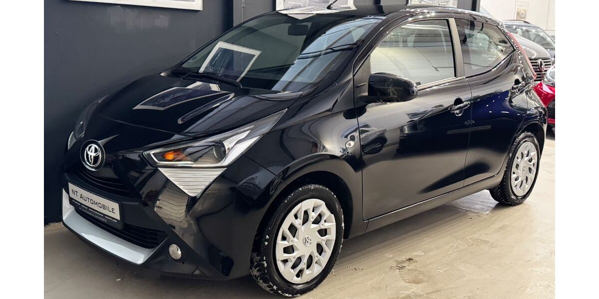 Toyota Aygo (X) 84.000 km 7.999 &euro; Schwerte 58239