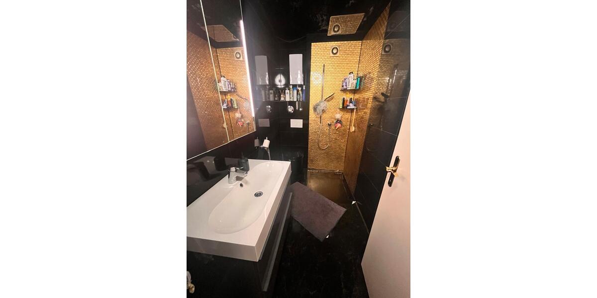 Erdgeschoßwohnung Gevelsberg - 4 Zimmer, 94 m&sup2;, 190.000&euro; | Angebot:24477455