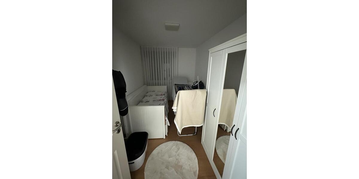 Etagenwohnung Bochum Höntrop - 3 Zimmer, 83 m&sup2;, 168.000&euro; | Angebot:25794383