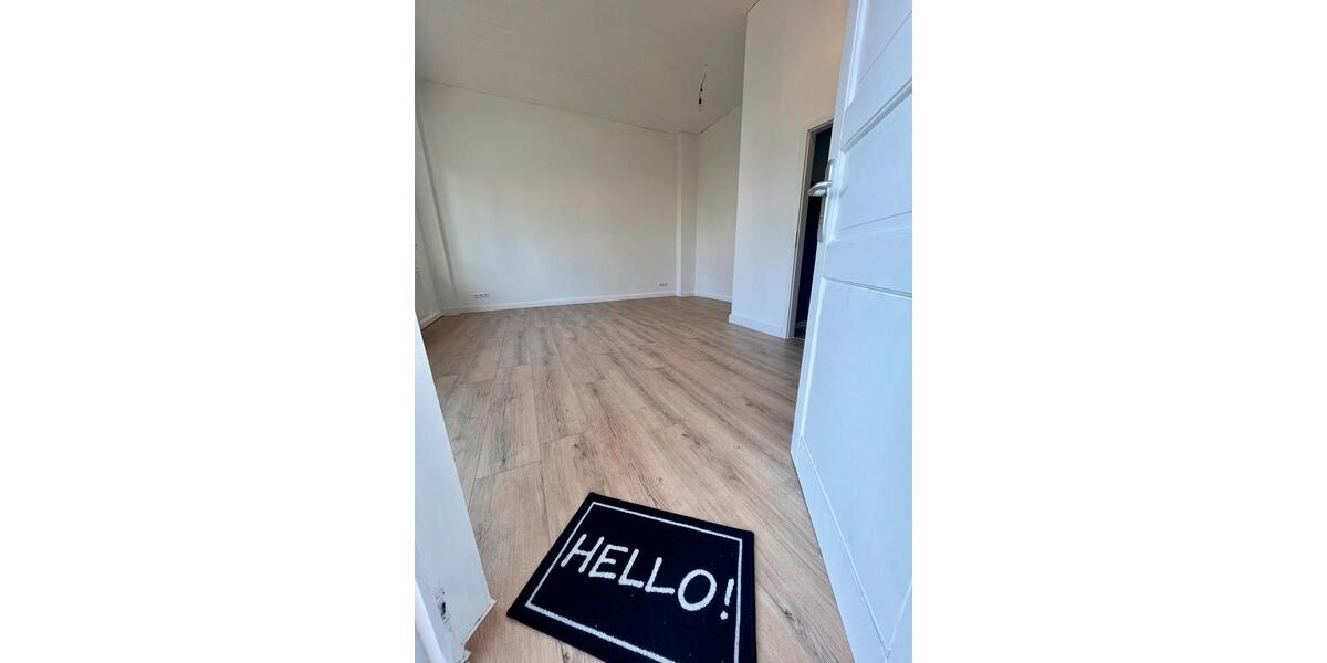 Büro oder Praxisraum zu vermieten !! frisch renoviert zimmer