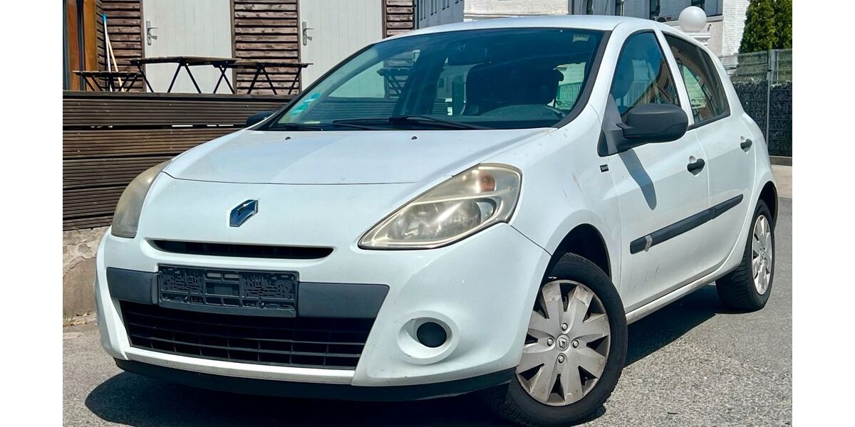 Renault Clio 104.088 km 2.200 &euro; Gelsenkirchen 45884