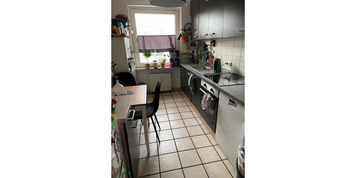 Kein jobcenter Rüttenscheid 70 qm 3,5 R + 6 qm Abstellr. + Kell 3 zimmer