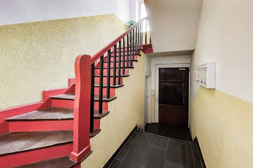 4 Familienhaus - modernisiert - voll vermietet
