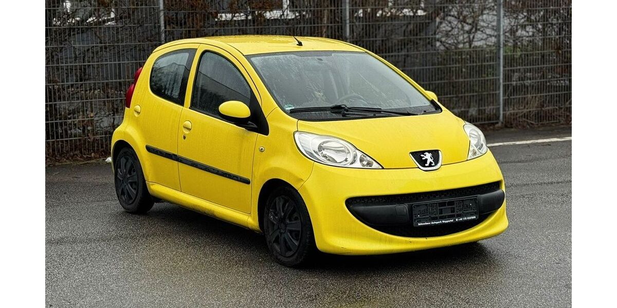Peugeot 107 130.452 km 3.999 &euro; Wuppertal 42389