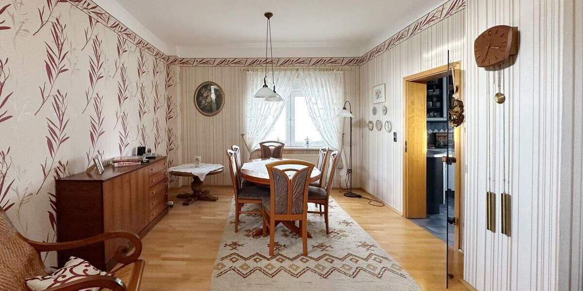 Charmante Doppelhaushälfte, 127 m², mit großzügigem Garten in E-Schonnebeck 4 zimmer