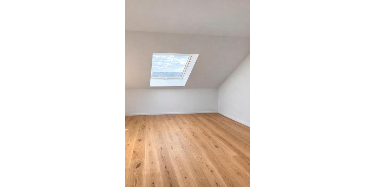 Dachgeschoßwohnung Wuppertal Eckbusch - 3 Zimmer, 90 m&sup2;, 1.190&euro; | Angebot:25510503