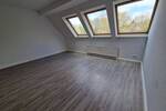 So gemütlich - schöne 2-Zimmer-Wohnung im Dachgeschoss, 1 Nettokaltmiete frei (2. Monat) 2 zimmer