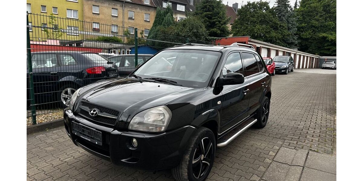 Hyundai TUCSON 151.000 km 3.699 &euro; Essen 45143