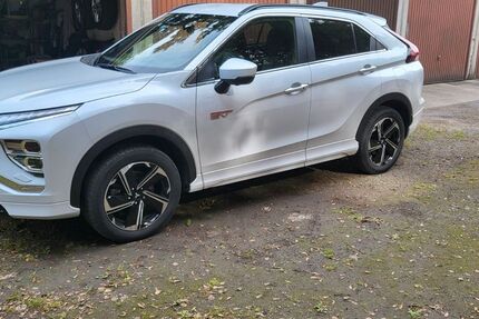 Mitsubishi Eclipse Cross 86.000 km 21.800 € Herne 44629