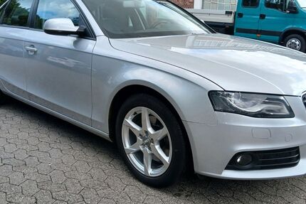 Audi A4 86.000 km 8.950 € Ratingen 40882