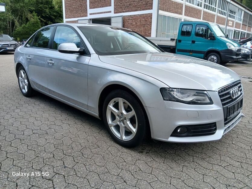 Audi A4 86.000 km 8.950 € Ratingen 40882