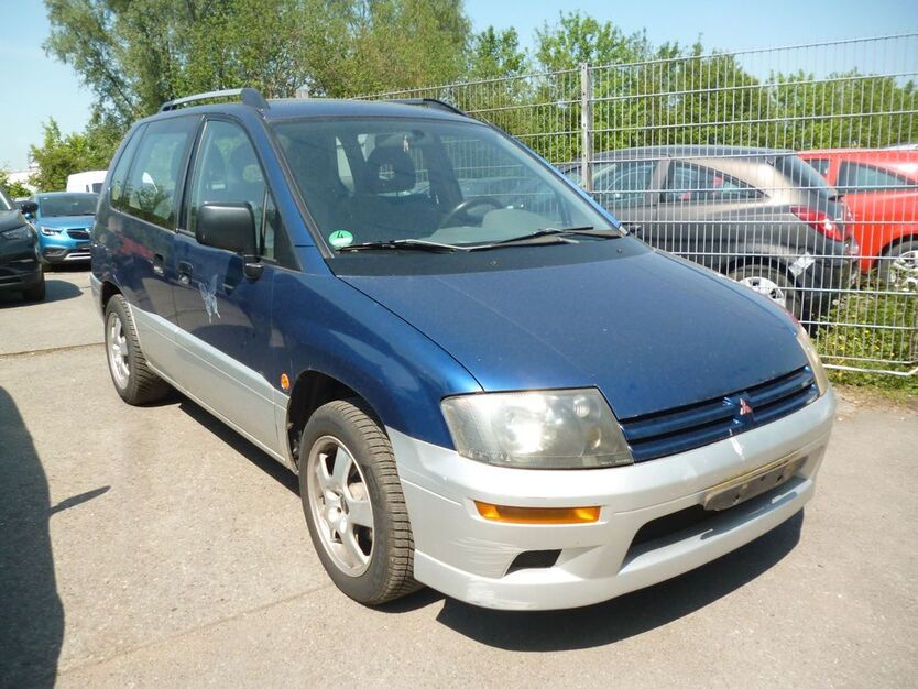 Mitsubishi Space Runner 280.000 km 850 € Bottrop 46238