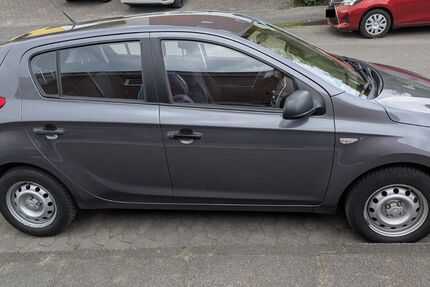 Hyundai i20 109.000 km 5.000 &euro; Hagen 58093