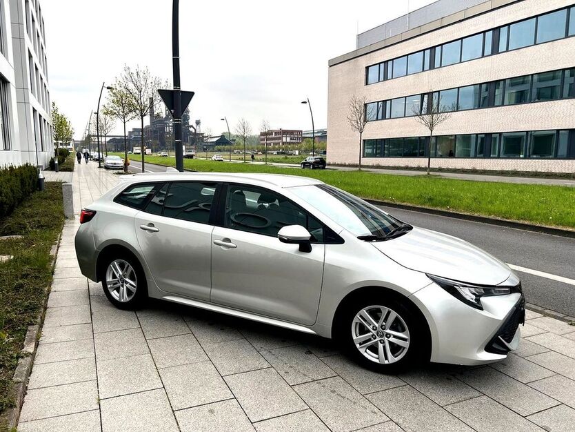 Toyota Corolla 103.306 km 14.950 € Dortmund 44265