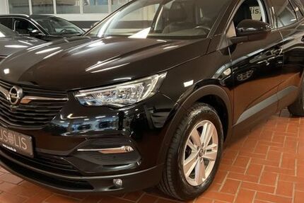 Opel Grandland (X) 90.000 km 14.990 &euro; Wülfrath 42489