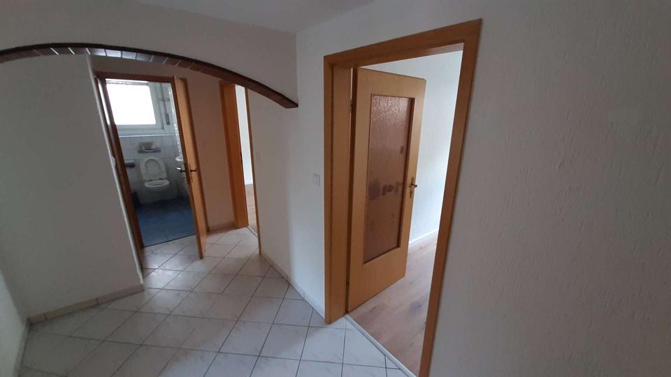 Am Heerbusch 18 - top sanierte 3,5 ZKB im EG mit Balkon in neuwertigem Gebäude 3 zimmer