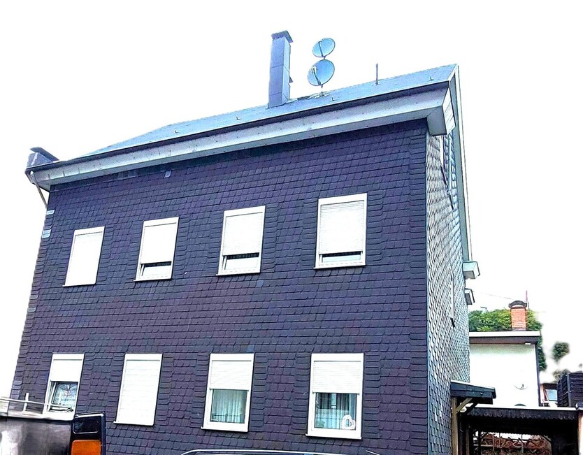 5 Fam.- Haus in Remscheid – Süd mit Carport