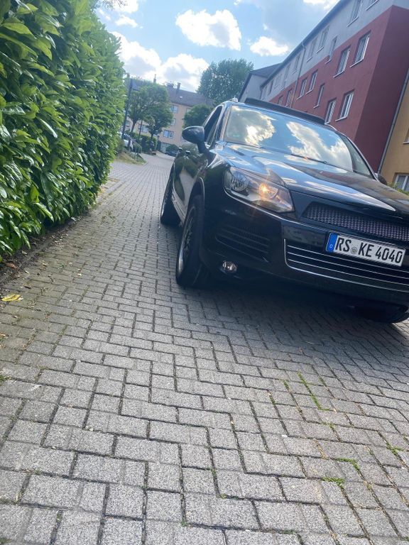 VW Touareg 267.000 km 13.940 € Remscheid 42853