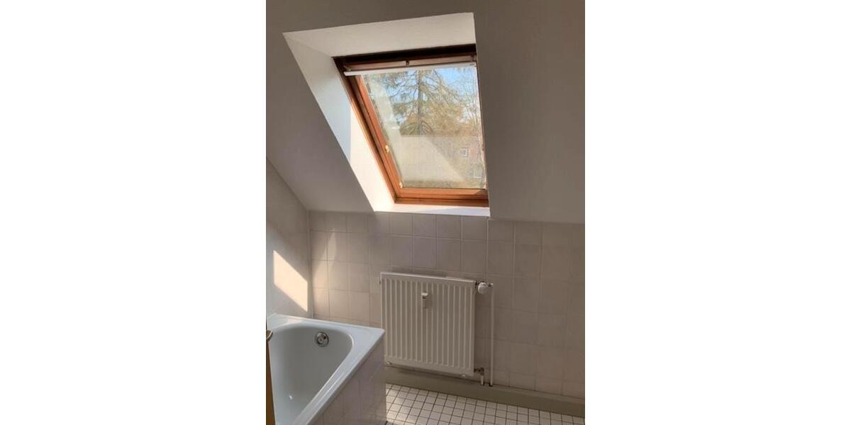 Dachgeschoßwohnung Herne Wanne - 2 Zimmer, 68 m&sup2;, 424&euro; | Angebot:22511290