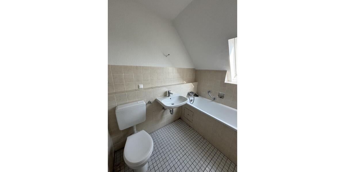 Dachgeschoßwohnung Recklinghausen Berghausen - 2.5 Zimmer, 66 m&sup2;, 481&euro; | Angebot:25657183