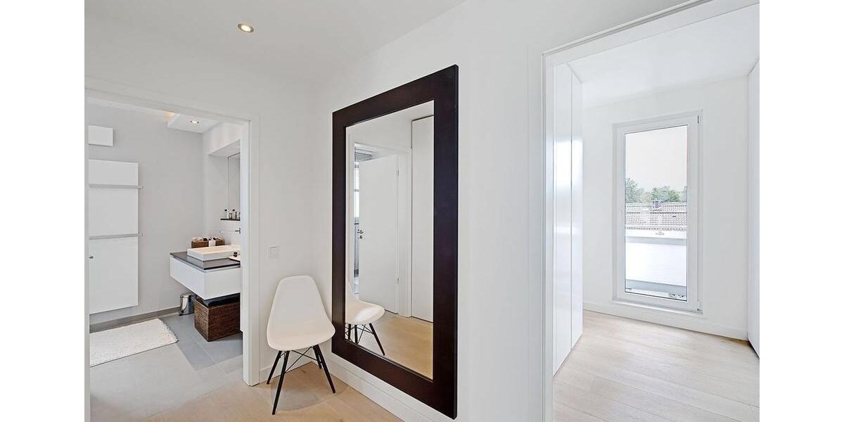 Traumhaft, mit Südbalkon... 2 zimmer