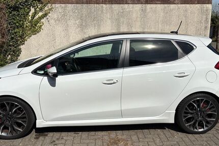 Kia ceed / Ceed 87.432 km 12.750 &euro; Gelsenkirchen 45891