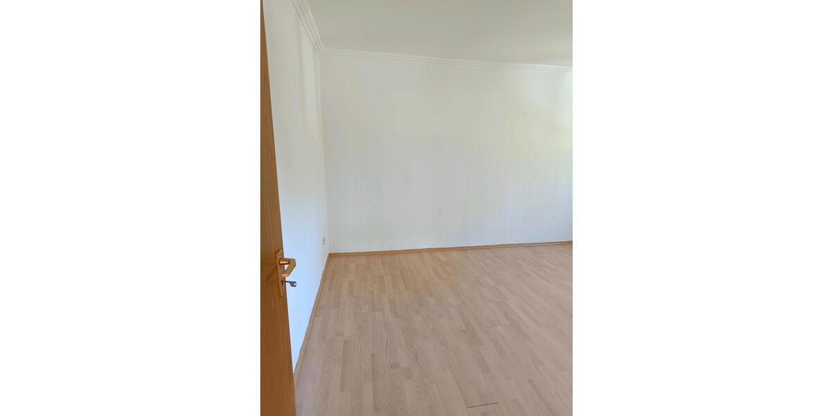 Etagenwohnung Bochum Altenbochum - 3 Zimmer, 83 m&sup2;, 720&euro; | Angebot:26409247