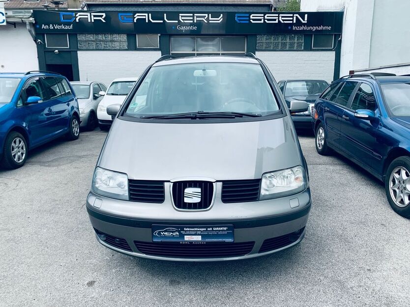 Seat Alhambra 239.000 km 2.500 € Essen 45127