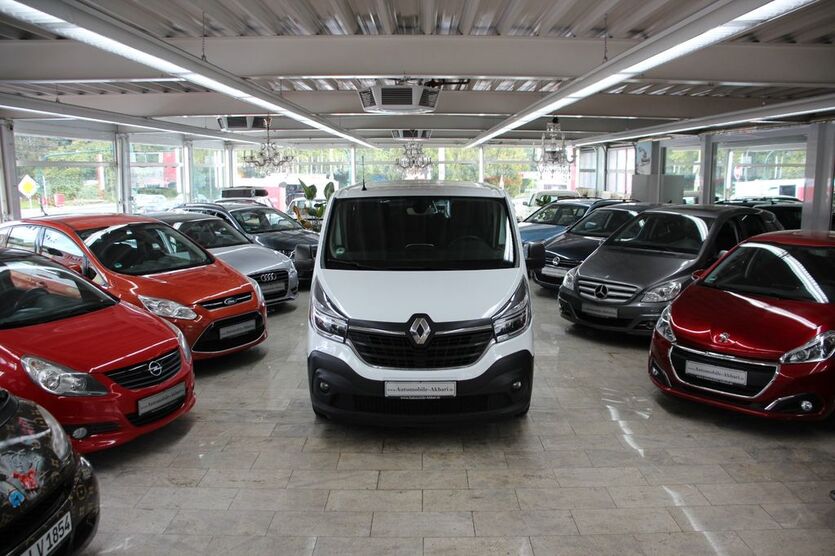 Renault Trafic 200.000 km 17.950 € Essen 45356