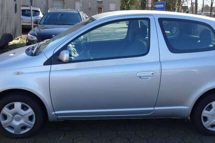Toyota Yaris 56.000 km 4.999 &euro; Herne 44653