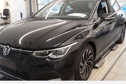 VW Golf 56.148 km 23.470 € Castrop-Rauxel 44575