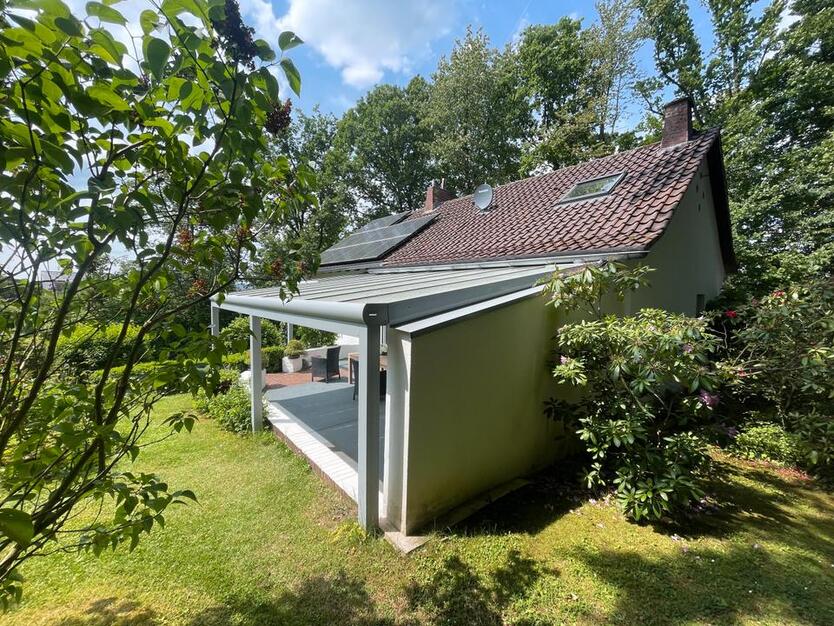 Traumhaftes EFH in top Lage mit parkähnlichem Grundstück