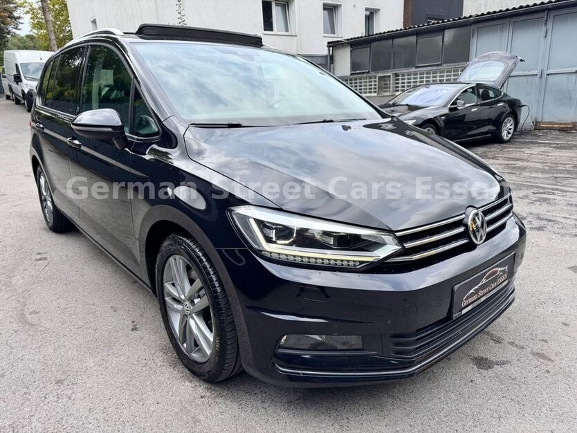 VW Touran 316.600 km 12.950 € Essen 45141
