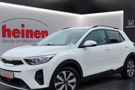 Kia Stonic 72.459 km 15.899 € Essen 45141