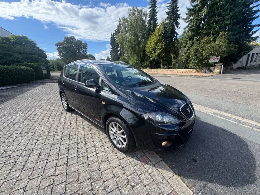Seat Altea 160.000 km 5.000 € Unna 59427