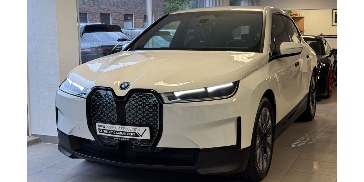 BMW iX 32.000 km 41.990 &euro; Mülheim an der Ruhr 45478