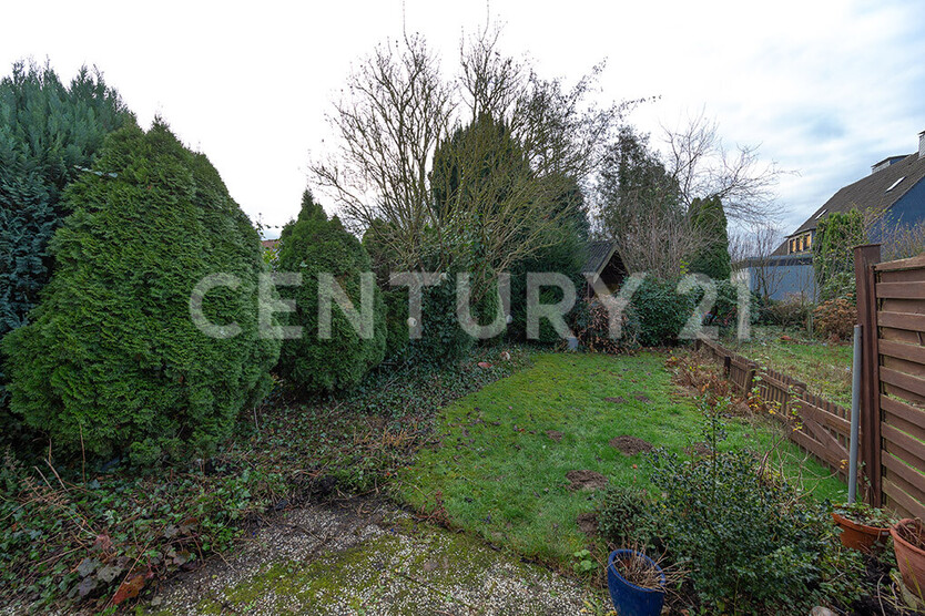 Gartenparadies mit kleiner Doppelhaushälfte 2 zimmer