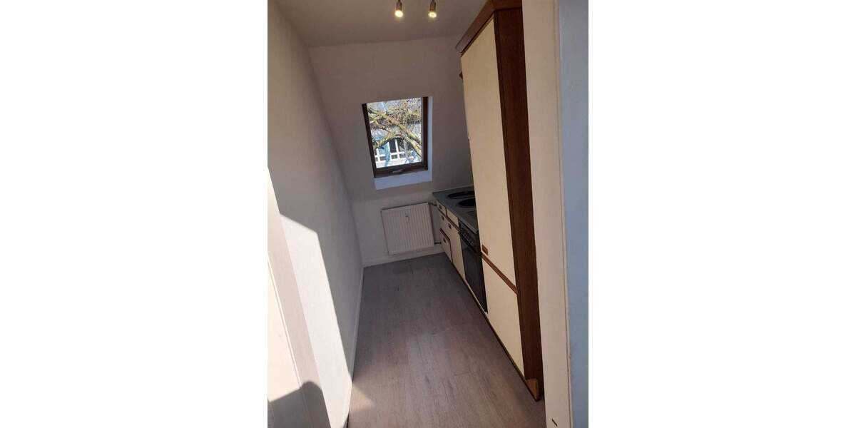 Etagenwohnung Oberhausen Schlad - 1 Zimmer, 40 m&sup2;, 295&euro; | Angebot:25820543