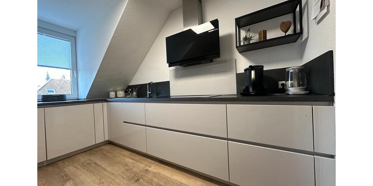 Etagenwohnung Essen Stadtbezirk VI - 4 Zimmer, 99 m&sup2;, 299.000&euro; | Angebot:25050114