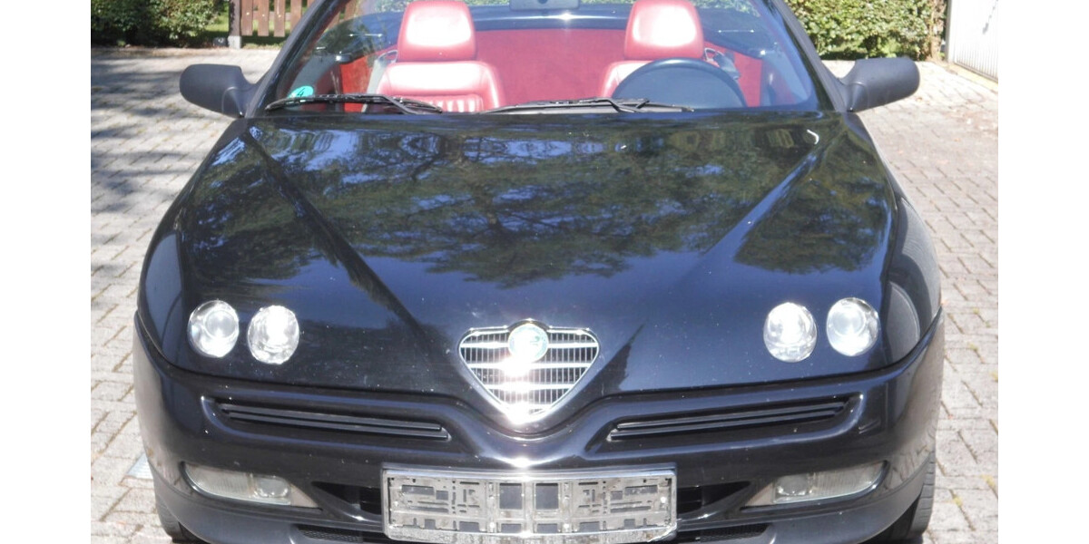 Alfa Romeo Spider 128.000 km 4.390 &euro; Herne 44623