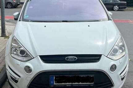 Ford S-Max 186.600 km 4.300 € Gelsenkirchen 45881
